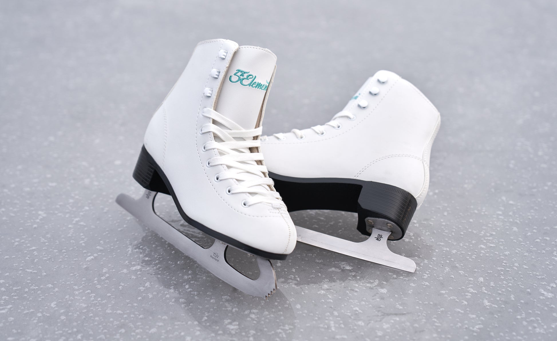 5th Element Grace Womens Figure Skates - On ice