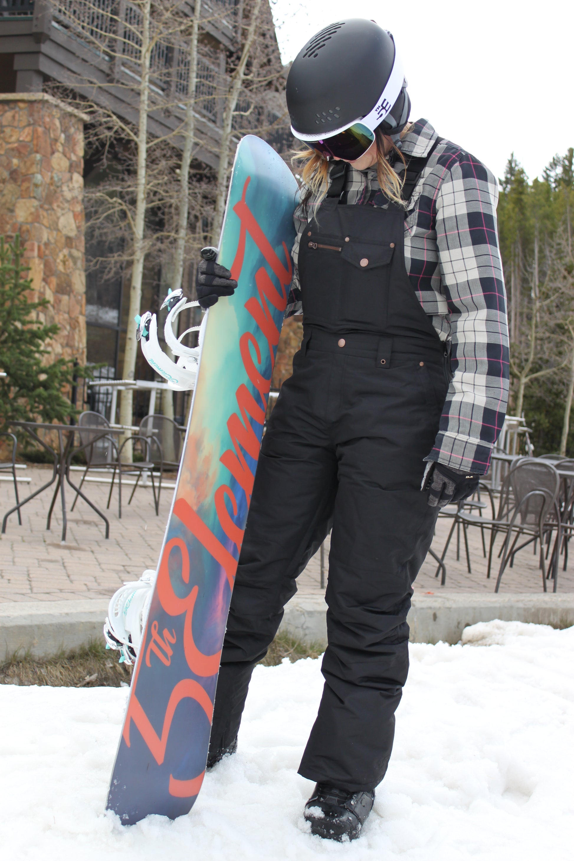 5th Element Afterglow Womens Snowboard - Lifestyle